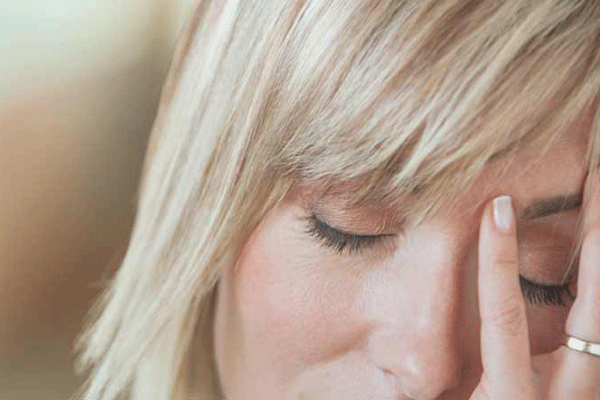 آیا سردرد خانم ها به هورمون ها مرتبط است؟